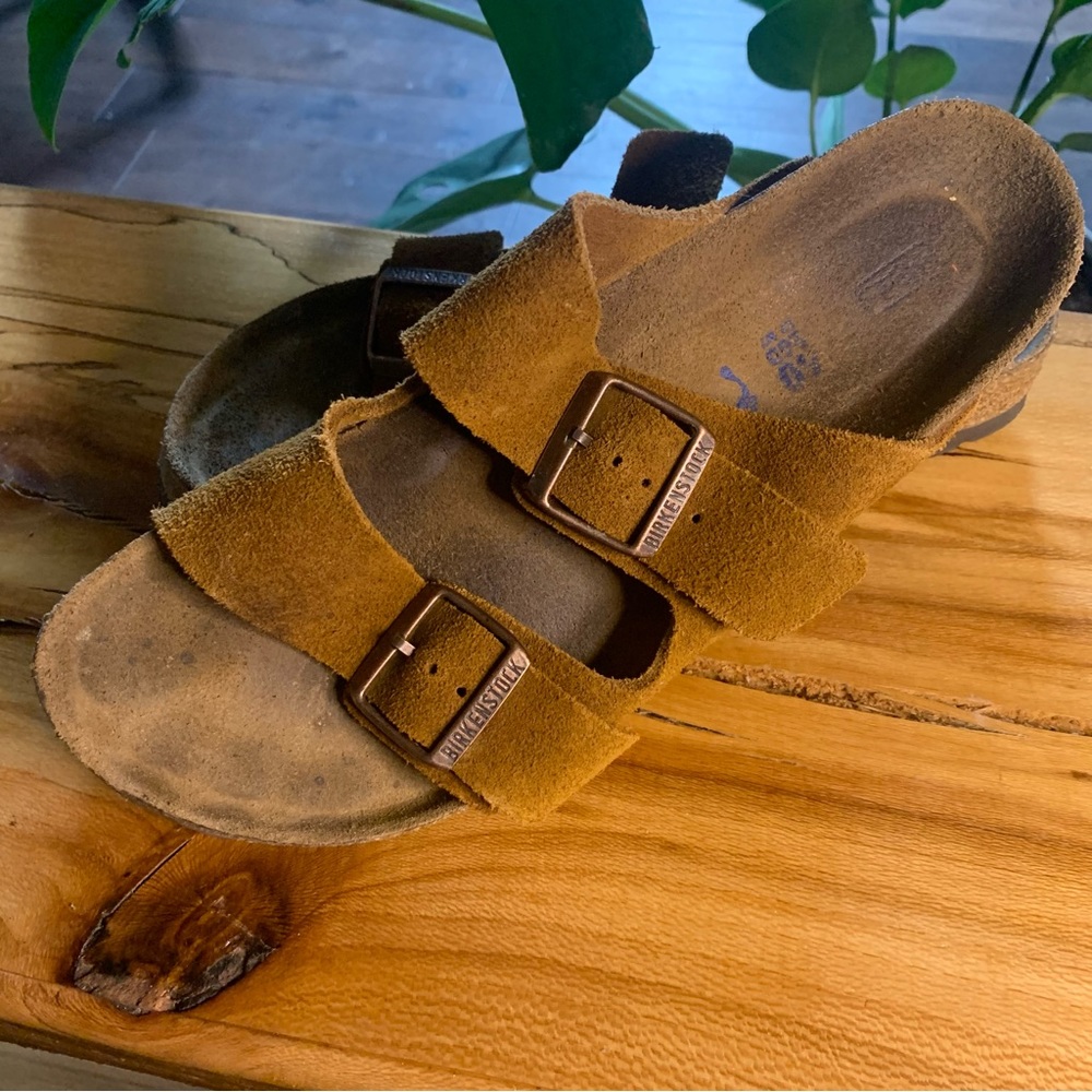 Arizona Birkenstocks in Mink Color. Size  9-9.5 women.